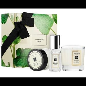 Jo Malone London mini luxuries collection sea salt, peony body, English pear set